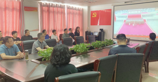 機(jī)關(guān) 機(jī)關(guān)